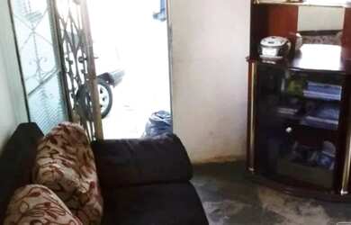 Imagem: A casa possui 2 Dormitórios, 1 Banheiro e 62m² de Área e