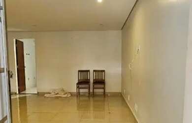 Imagem 6: Casa em Rua pública. 3 Vagas na garageme3 Dormitórios