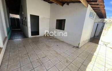 Imagem 2: Casa para alugar, 3 quartos, 1 vaga, Residencial Gramado - Uberlândia/MG...