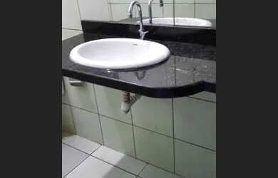 Imagem: A casa possui 1 Dormitório, 1 Banheiro e está localizado