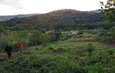 Imagem 2: Terreno à venda, 5600 m² por R$ 370.000,00 - Novo Aeroporto - Londrina/PR
