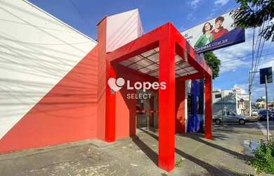 Imagem: O depósito possui 5 Vagas na garagem, 333m² de Área e está