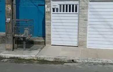 Imagem: A casa possui 2 Dormitórios, 1 Banheiro, 55m² de Área e