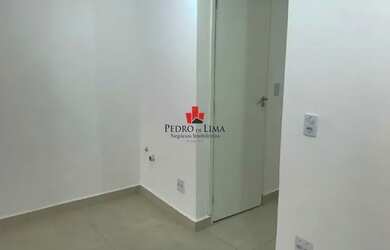 Imagem 9: Salão novo com mezanino , 01 sala , 03 banheiros e 10 vagas de garagem