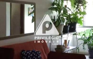 Imagem: O apartamento possui 2 Dormitórios, 2 Banheiros, 80m² de Área