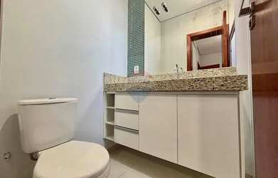 Imagem 12: Casa Luxuosa no Condomínio Santa Monica II para Aluguel