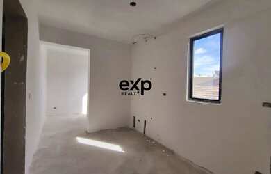 Imagem: O studio possui 1 Dormitório, 1 Banheiro, 1 Vaga na garagem