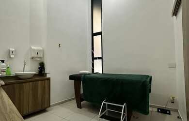 Imagem 15: Sala Comercial Ampla e Estruturada, com 4 Salas e Mezanino no Bigorrilho