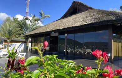 Imagem: A casa possui 2 Dormitórios, 2 Banheiros, 5 Vagas na garagem