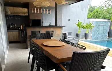 Imagem 5: Imóvel para aluguel possui 250 metros quadrados com 5 quartos