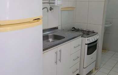 Imagem 6: Quarto e sala - Candeal. Piscina, Ar-condicionado, 43m² de Áreae1 Vaga...