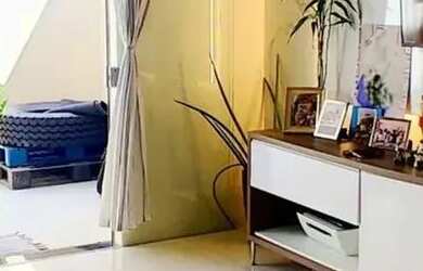 Imagem: A casa possui 2 Dormitórios, 2 Banheiros, 2 Vagas na garagem