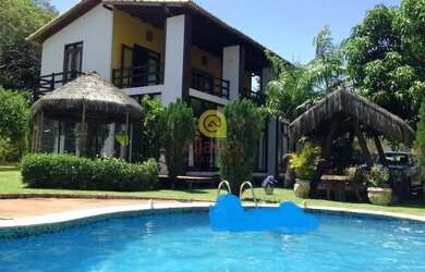 Imagem: A casa em condomínio possui 3 Dormitórios, 3 Banheiros, 5