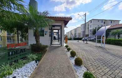 Imagem: O apartamento possui 3 Dormitórios, 1 Banheiro, 1 Vaga na garagem