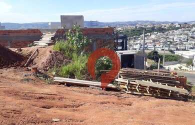 Imagem: O terreno possui 300m² de Área e está localizado em Valinhos