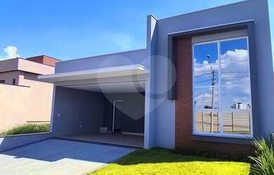 Imagem: A casa em condomínio possui 1 Dormitório, 3 Banheiros, 2 Vagas