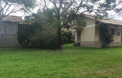 Imagem: A casa possui 2 Dormitórios, 2 Banheiros, 90m² de Área e