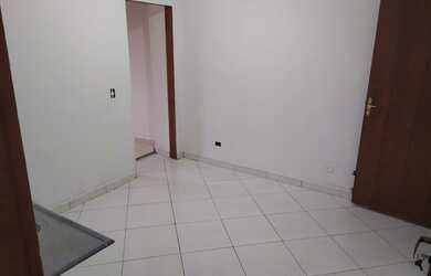 Imagem 2: Entrada Individual. Quarto e Cozinha. Aceita Depósito