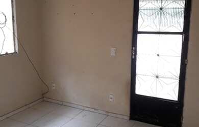 Imagem: A casa possui 2 Dormitórios e está localizado em Guaratiba