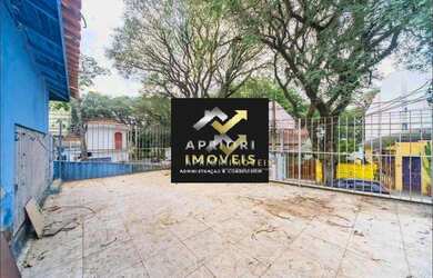 Imagem: A casa possui 3 Dormitórios, 3 Banheiros, 3 Vagas na garagem