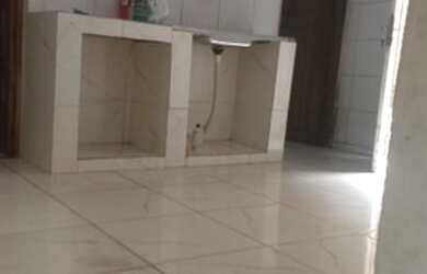 Imagem: A casa possui 2 Dormitórios, 1 Banheiro e está localizado