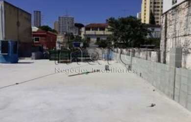 Imagem: O depósito possui 5 Vagas na garagem, 630m² de Área e está