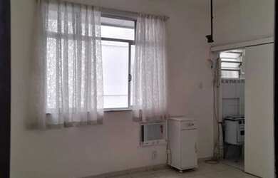 Imagem: A kitnet possui 1 Dormitório, 1 Banheiro, 23m² de Área e