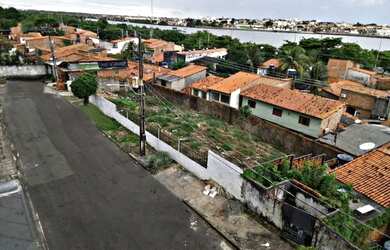 Imagem: O terreno possui 648m² de Área e está localizado em Jardim