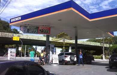 Imagem 1: Ponto de Posto de Gasolina à venda, 814 m² por R$ 300.000 - Vila Ligya - Guarujá/SP