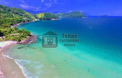 Imagem: A casa possui 5 Dormitórios, 5 Banheiros, 2 Vagas na garagem