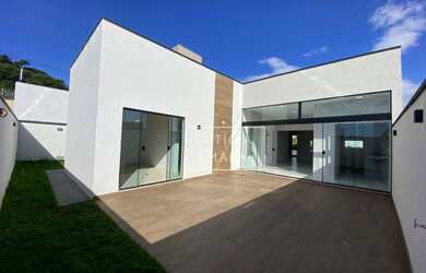 Imagem: A casa em condomínio possui 3 Dormitórios, 3 Banheiros, 4