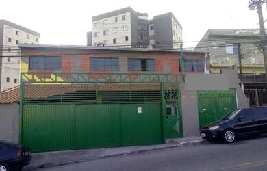 Imagem: O depósito possui 500m² de Área e está localizado em Jardim