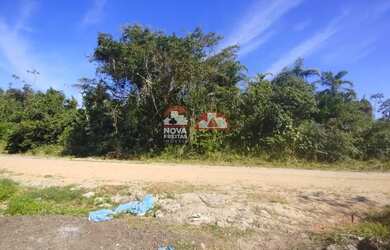 Imagem: O terreno possui 381m² de Área e está localizado em Loteamento