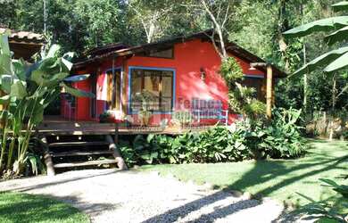 Imagem: A casa em condomínio possui 4 Dormitórios, 4 Banheiros, 2