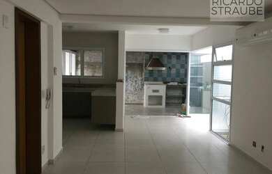 Imagem: A casa em condomínio possui 3 Dormitórios, 4 Banheiros, 2