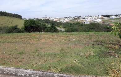 Imagem: O terreno possui 593m² de Área e está localizado em Louveira