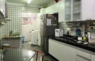 Imagem 7: Apartamento para venda tem 110 metros quadrados com 3 quartos sendo uma...