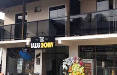 Imagem: O depósito possui 4 Vagas na garagem, 120m² de Área e está