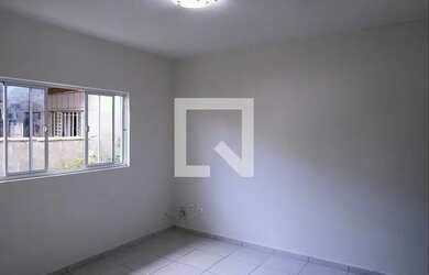 Imagem: A casa possui 1 Dormitório, 1 Banheiro, 47m² de Área e está