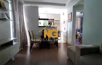 Imagem: O apartamento possui 2 Dormitórios, 1 Banheiro, 1 Vaga na garagem