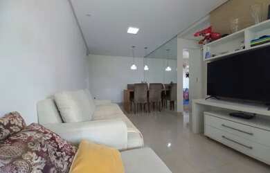 Imagem 1: Apartamento no Imbuí 57m² com 2/4,varanda,andar alto,armários