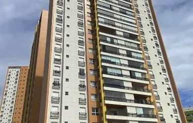 Imagem: O apartamento possui 3 Dormitórios, 1 Banheiro, 3 Vagas na