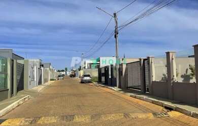 Imagem: O terreno possui 400m² de Área e está localizado em Ponte