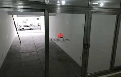 Imagem 7: Salão novo com mezanino , 01 sala , 03 banheiros e 10 vagas de garagem