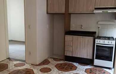 Imagem: O apartamento possui 2 Dormitórios, 1 Banheiro, 1 Vaga na garagem