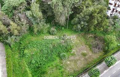 Imagem: O terreno possui 2540m² de Área e está localizado em Vila