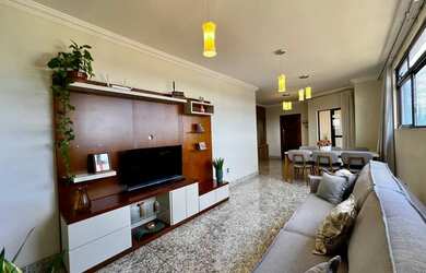 Imagem: O apartamento possui 3 Dormitórios, 2 Banheiros, 2 Vagas na