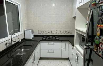 Imagem 5: Sobrado à venda em Curitiba, Novo Mundo, com 3 quartos, 94m²