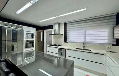 Imagem 3: Apartamento com 3 quartos para alugar por R$ 18000.00, 240.51 m2 - AGUA...