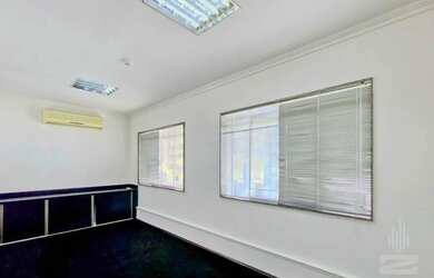 Imagem 3: Excelente Casa Comercial para Locação com 250m² no bairro Velha em...